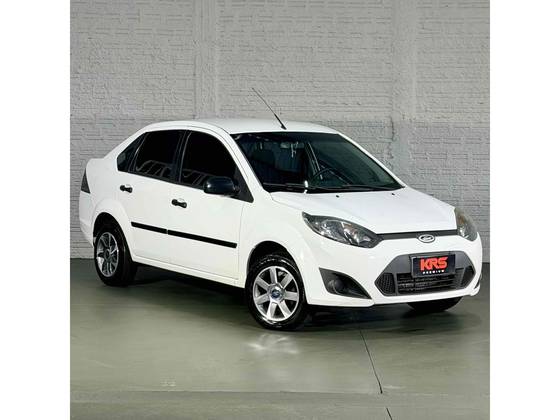FORD FIESTA 1.6 MPI SEDAN 8V FLEX 4P MANUAL